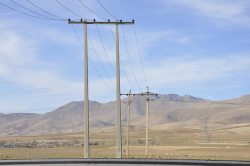 شبکه های برق 8 روستای شهرکرد در راستای اجرای طرح هادی روستایی تقویت و نوسازی شد
